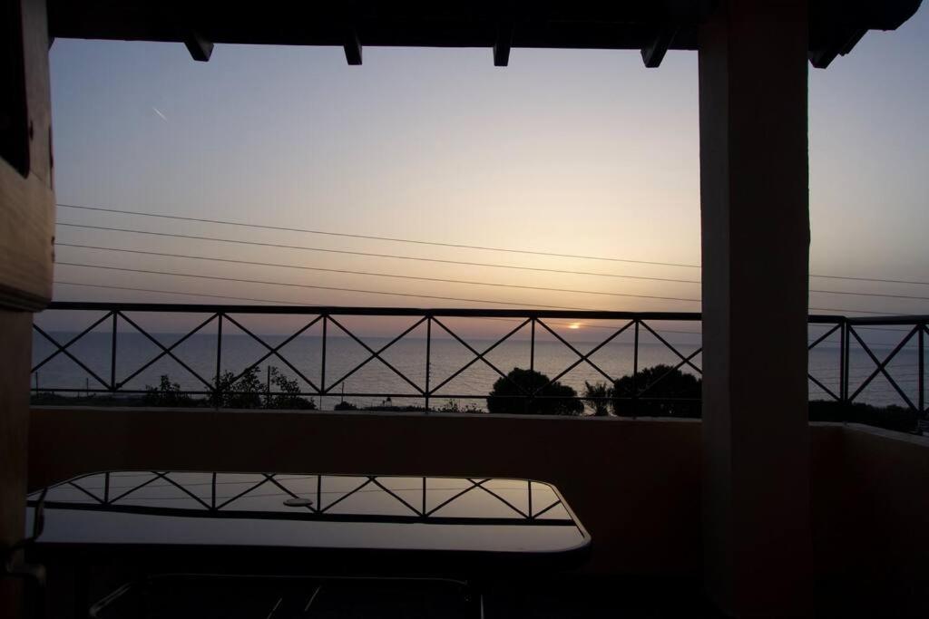Almond Home Livadia  Esterno foto